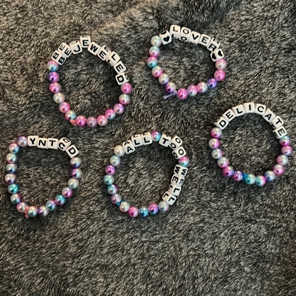 TS Eras Tour Friendship Bracelets - Pk of 5 - Picture 2 of 2